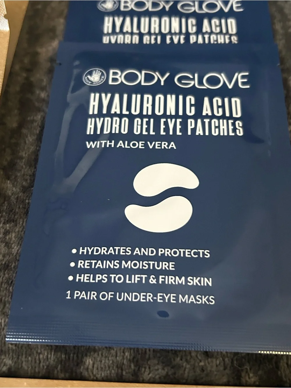 Body Glove Hyaluronic Acid Moisture Sheet & Hydro Gel Masks - Blue/Tan& Lip Mask